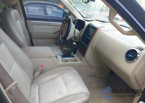 2006 Ford Explorer Eddie Bauer z USA, uszkodzony, nr VIN 1FMEU74E46UB47735